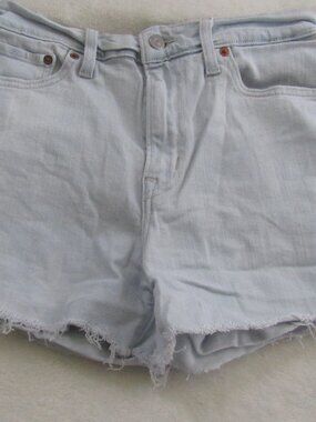 Levi's High Rise Shorts Size 29 USED